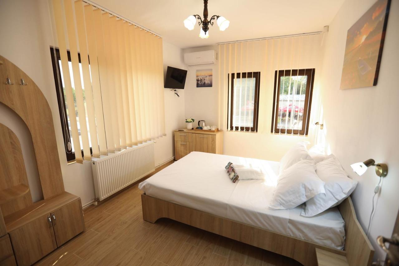 Vila Any นาโวดาริ ภายนอก รูปภาพ